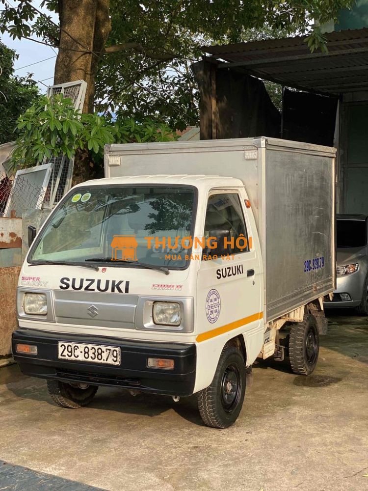 su 5 tạ 2010 xe đẹp zin, có điều hoà, kiểm mới