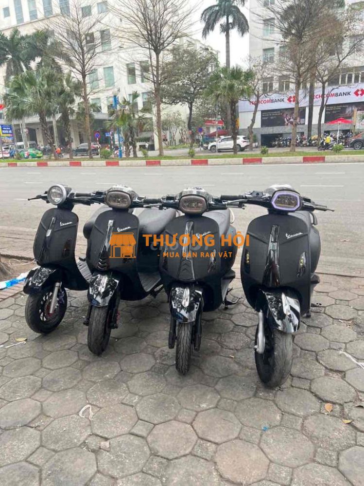 Xe điện Vespa đen nhám đèn vuông đầy đủ giấy tờ