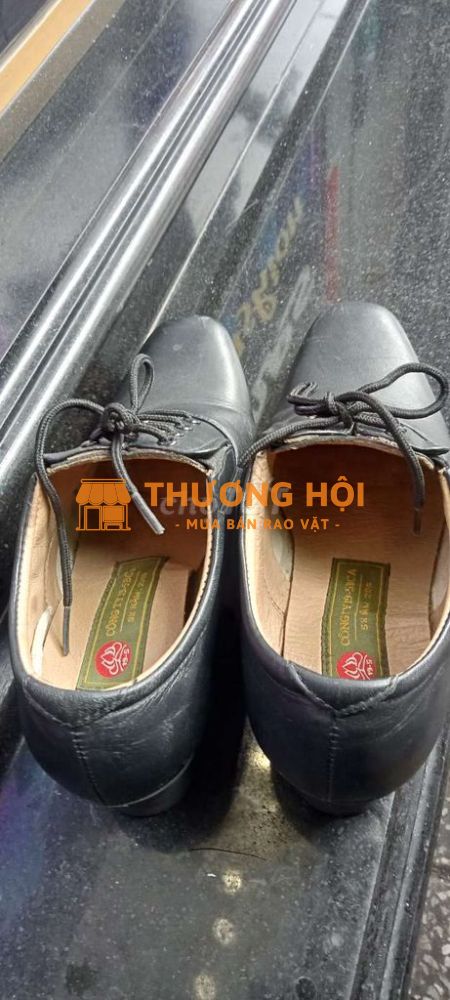 Giày size 38