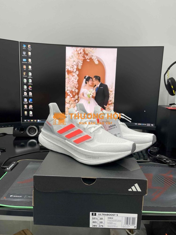 Adidas Ultraboost 5 size 44 mới 100%
