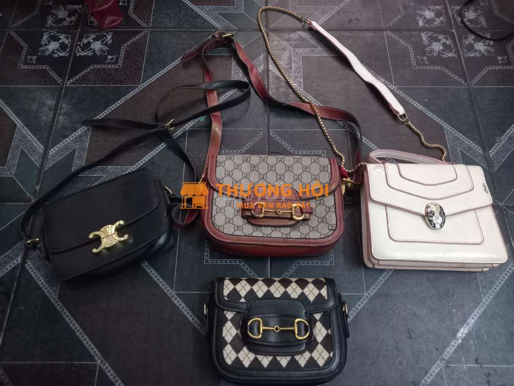 Dư pass rẻ combo 4 túi đủ màu độ mới cao đẹp lun ạ