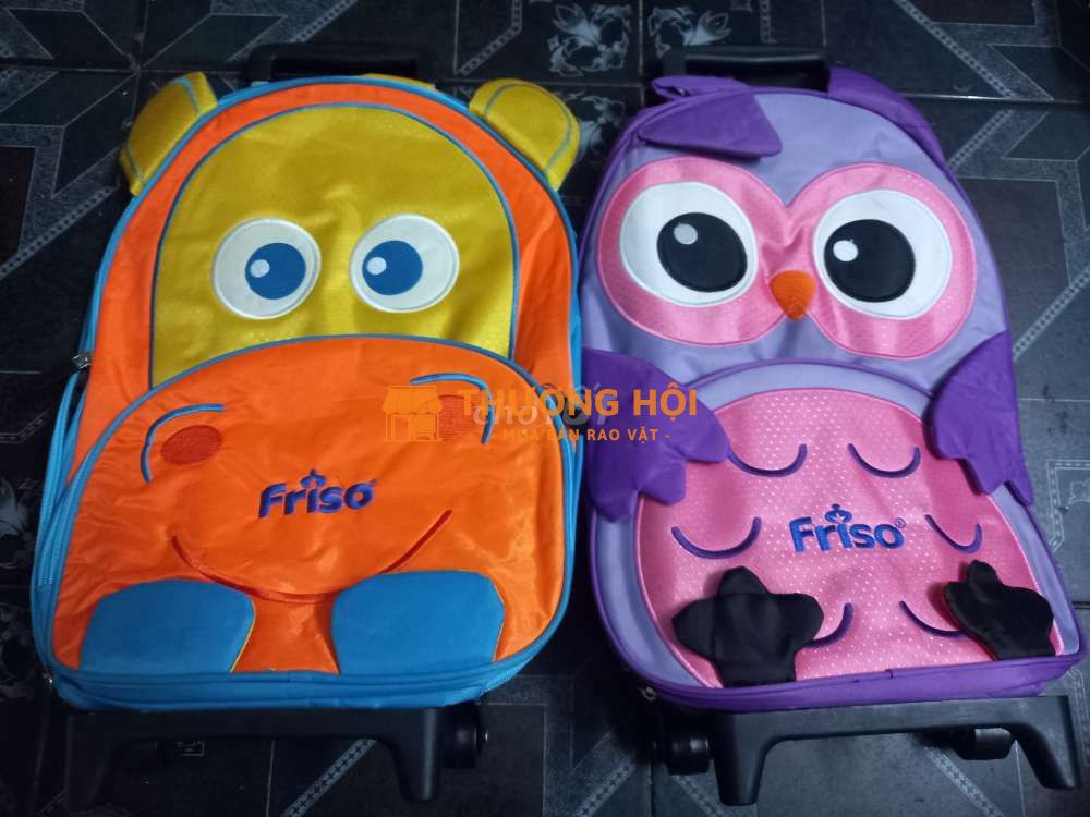 Dư dùng pass rẻ 2 vali kéo dành cho bé mới