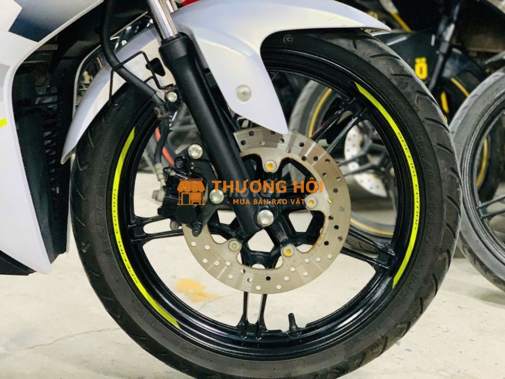 E MÁYTHANH TÙNG_EXCITER 155 TRẮNG BIỂN 38 CỰC MỚI