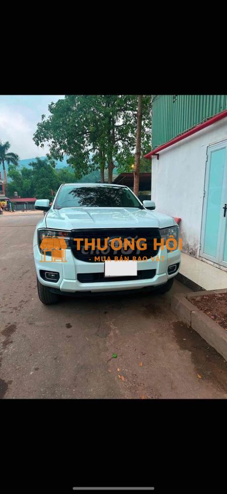 Ford Ranger 2022 XLS 2.0 4x2 AT - 605tr