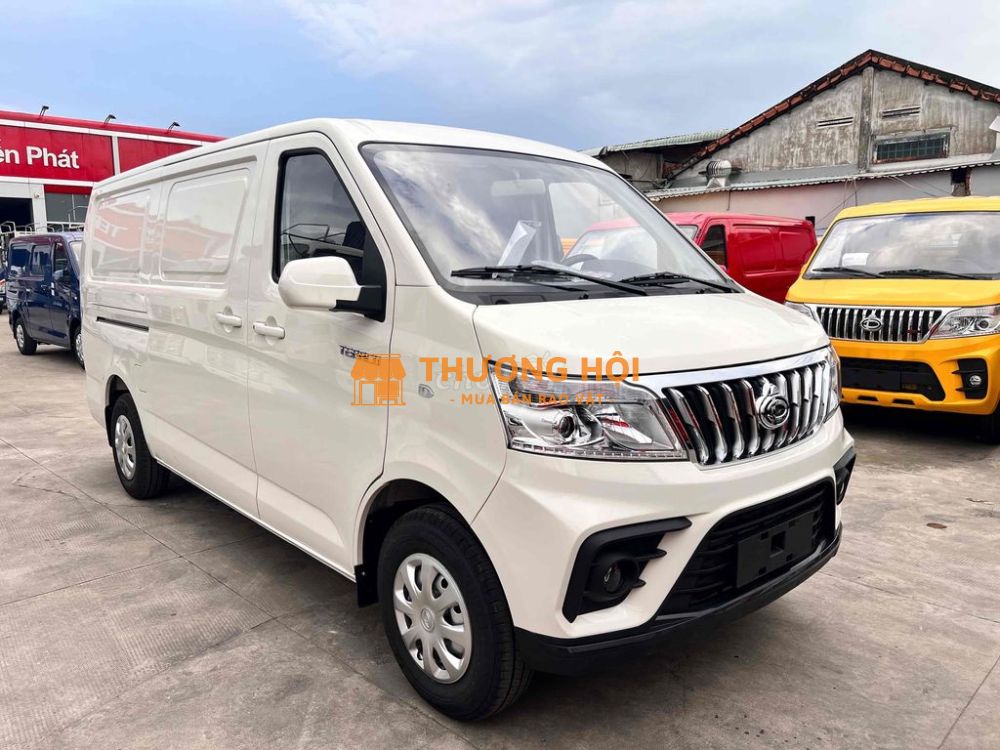TERACO V8 van 945kg thùng 2m8 sẵn xe giao ngay