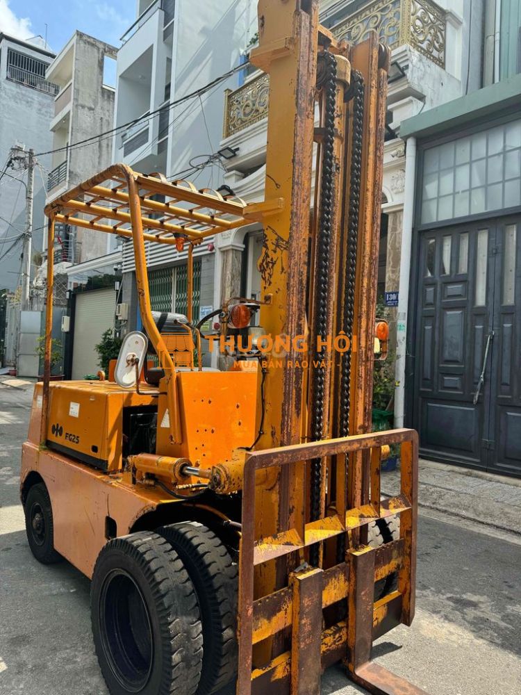 XE KOMATSU 2.5 TẤN, KHUNG 4.5M