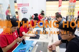 Chuyên viên kĩ thuật sửa điện thoại + bán hàng
