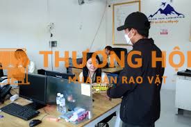 Nhân viên giao hàng xe máy Hoàn Kiếm