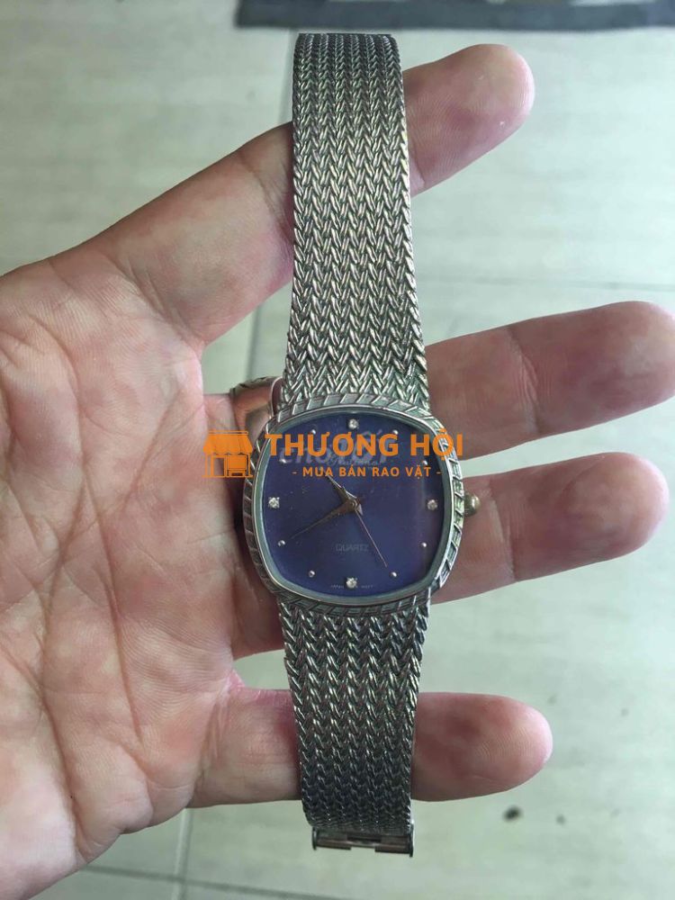 đồng hồ như hình nhật