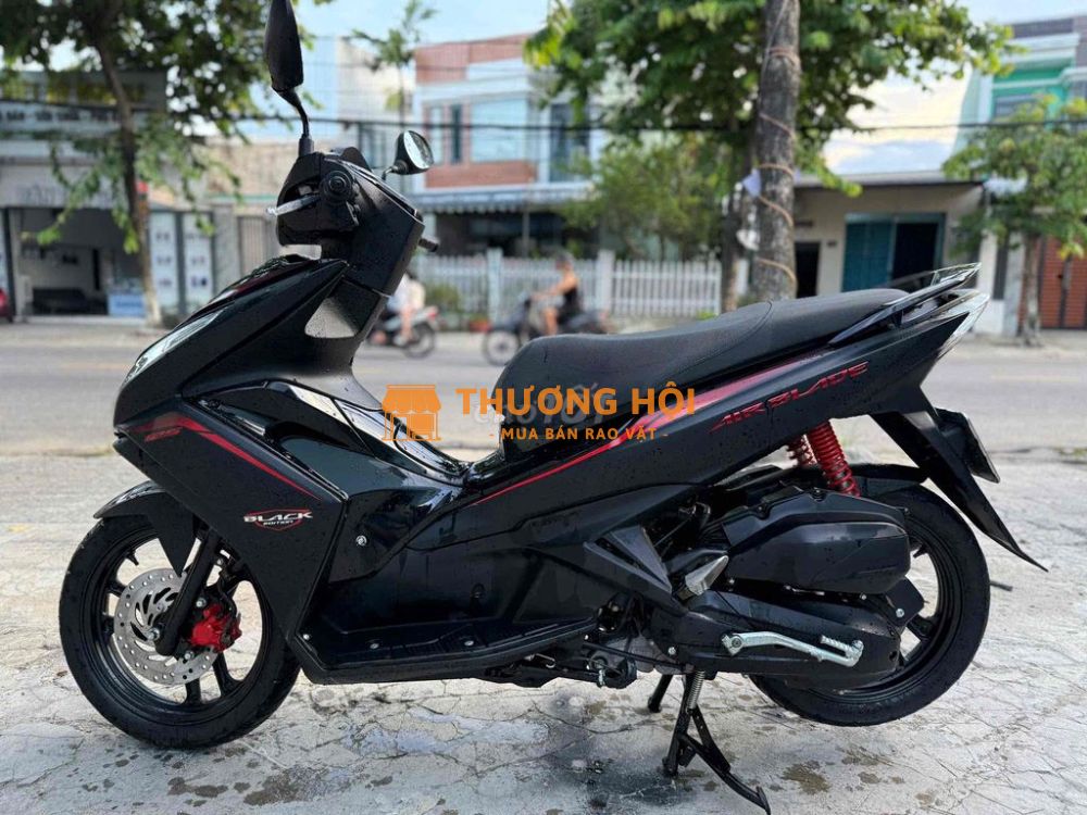 Air Blade 2015 đen mù B.số 43 Trả trước 4tr5