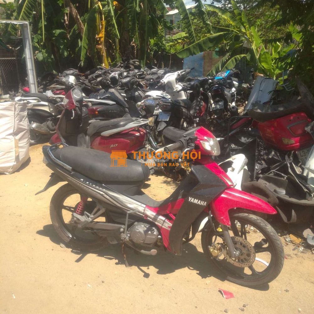 Kho phụ tùng xe máy cũ