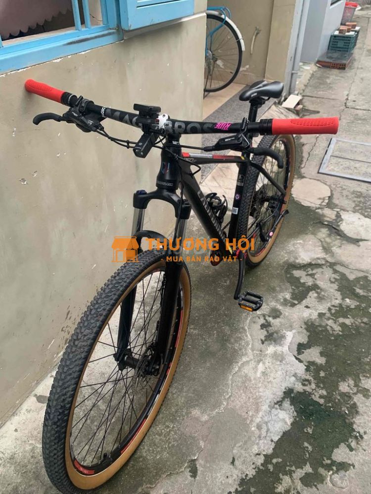 califonia 750cc đã nâng cấp nhiều đồ chơi xịn xò