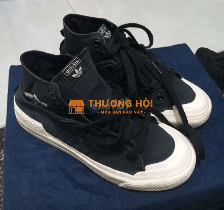 Giày bata cổ cao Adidas