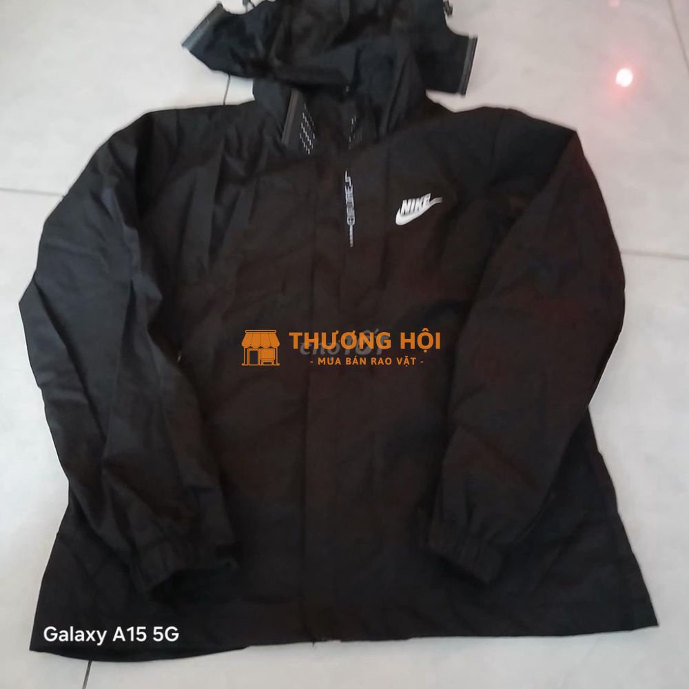 pass áo khoác Nike màu đen size L