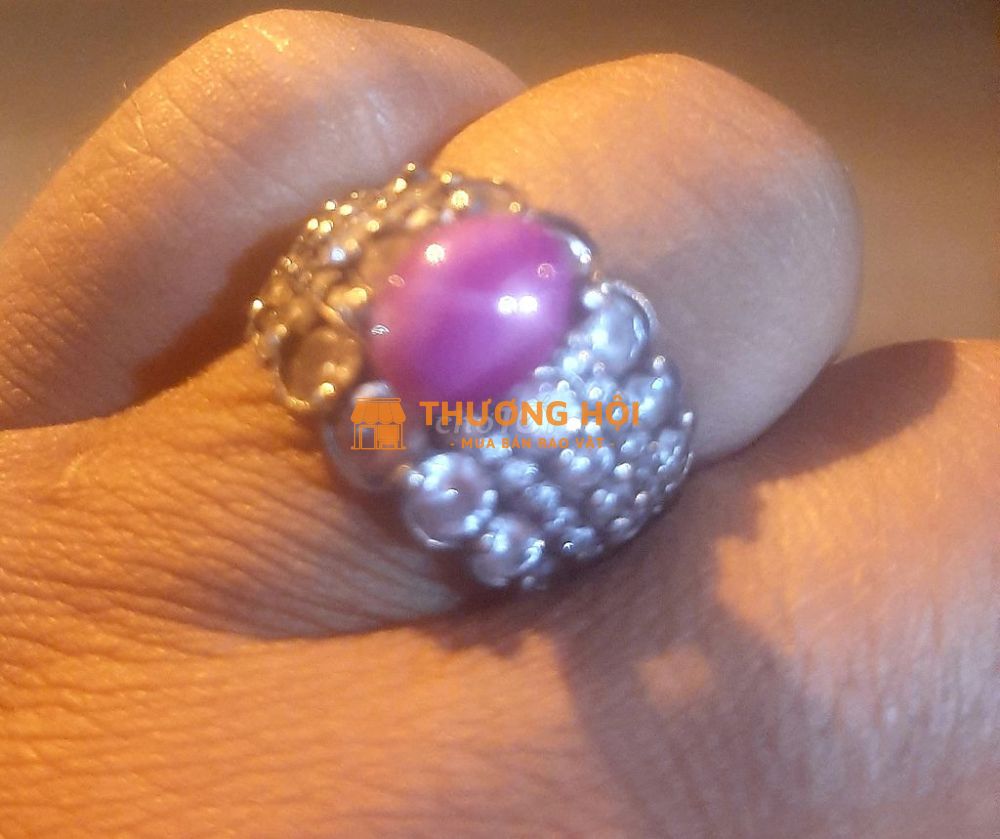Bán cà rá đá sapphire Hồng sao