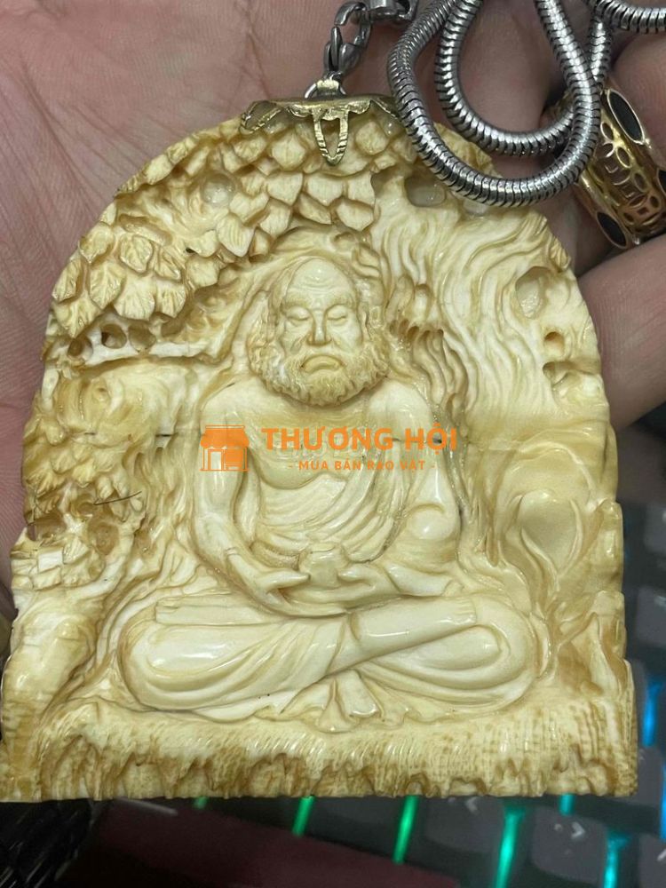 bộ dây chuyền hàng lâu năm rất đẹp