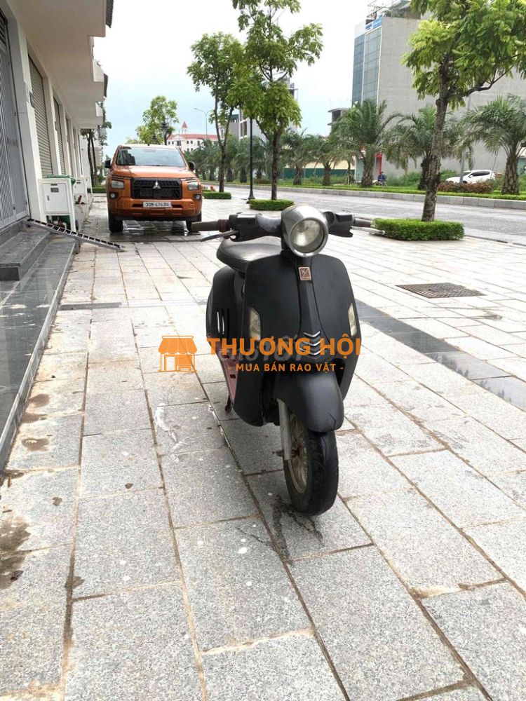 Xác xe máy điện Vespa 946 về lắp bình là chạy