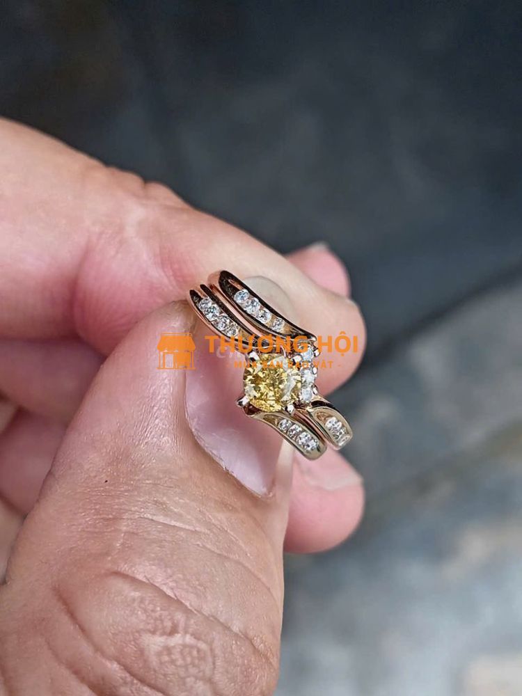 Bán nhẫn ngoại nữ 14k full kim cương tự nhiên 4ly5