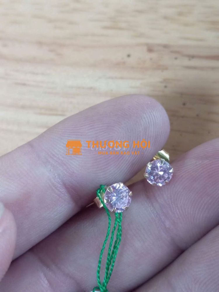 Bán hoa tai nhật vàng 18k đính đá màu hồng y hình