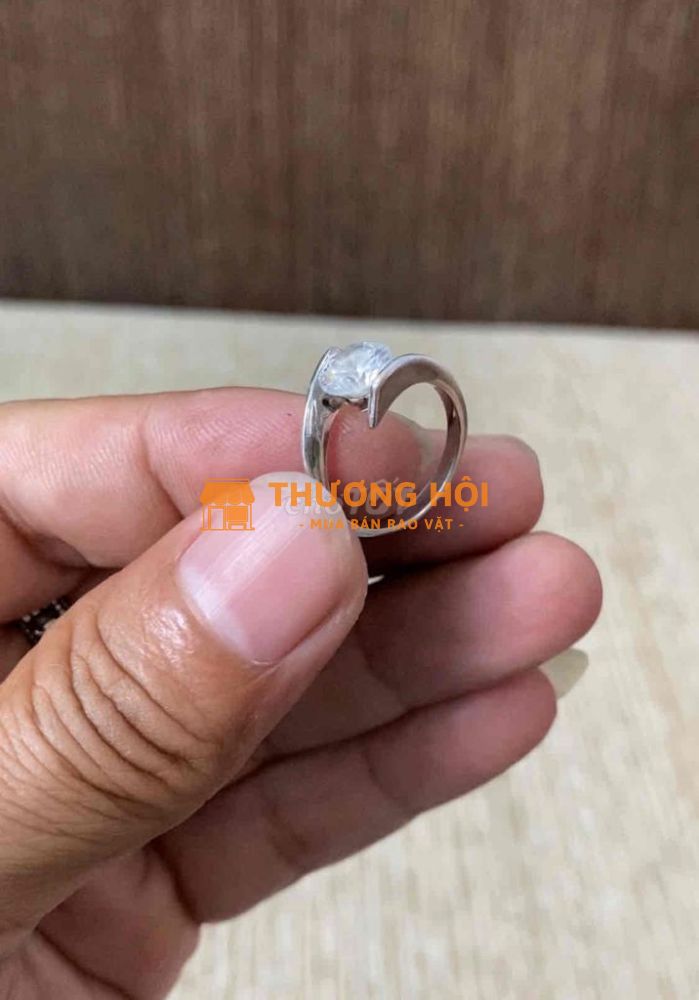 Nhẫn bạc Nữ thiết kế cực sang, đính CZ chói loá