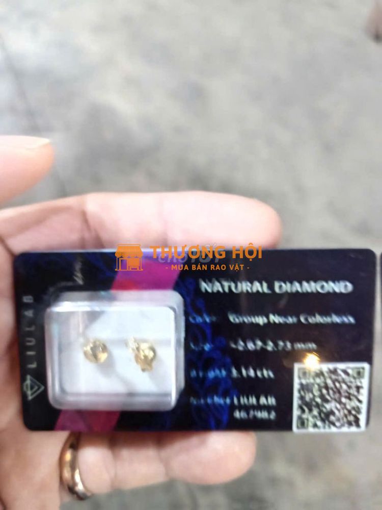 Bán hoa tai đơn vàng 18k kim cương tự nhiên 2ly7