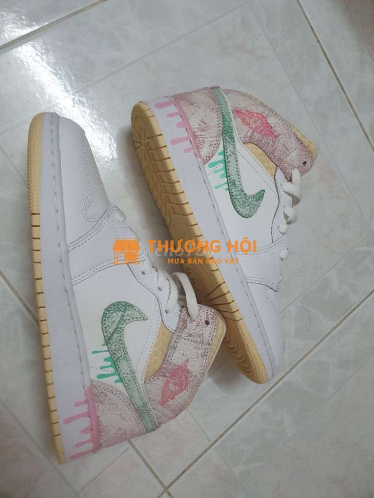 Giày Nike Jodan nữ size 38,5 mới chưa sử dụng