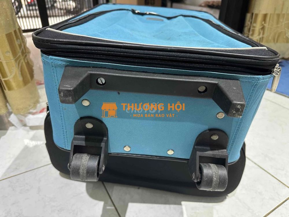 vali kéo bằng vải