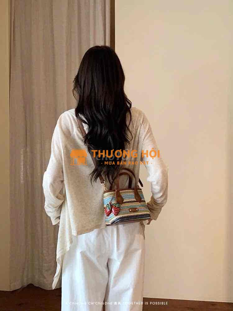 chio túi quốc dân xin xỉu chị em
