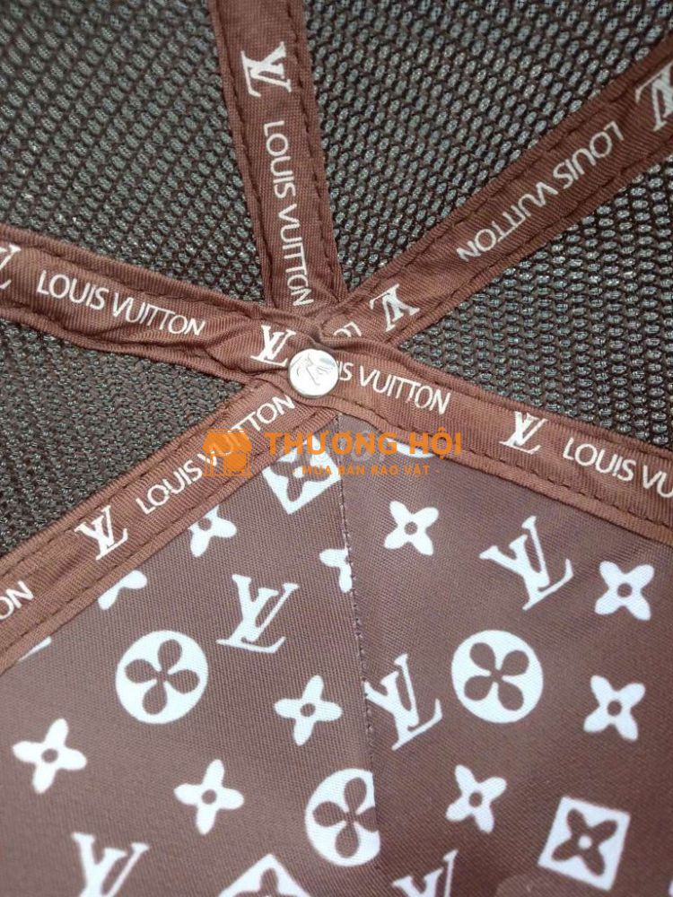 Nón hiệu Louis Vuitton made in France. Full size