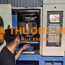 Tuyển kỹ thuật viên đứng máy ép nhựa