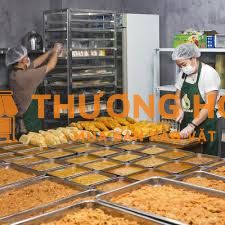 Cần gấp 2 nhân viên PHỤ BẾP cho xưởng giò chả