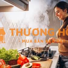 tuyển bếp nấu ăn gia đình