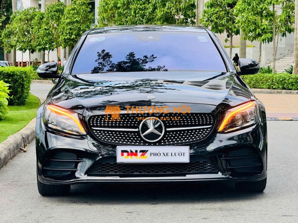 Mercedes Benz C300 2020