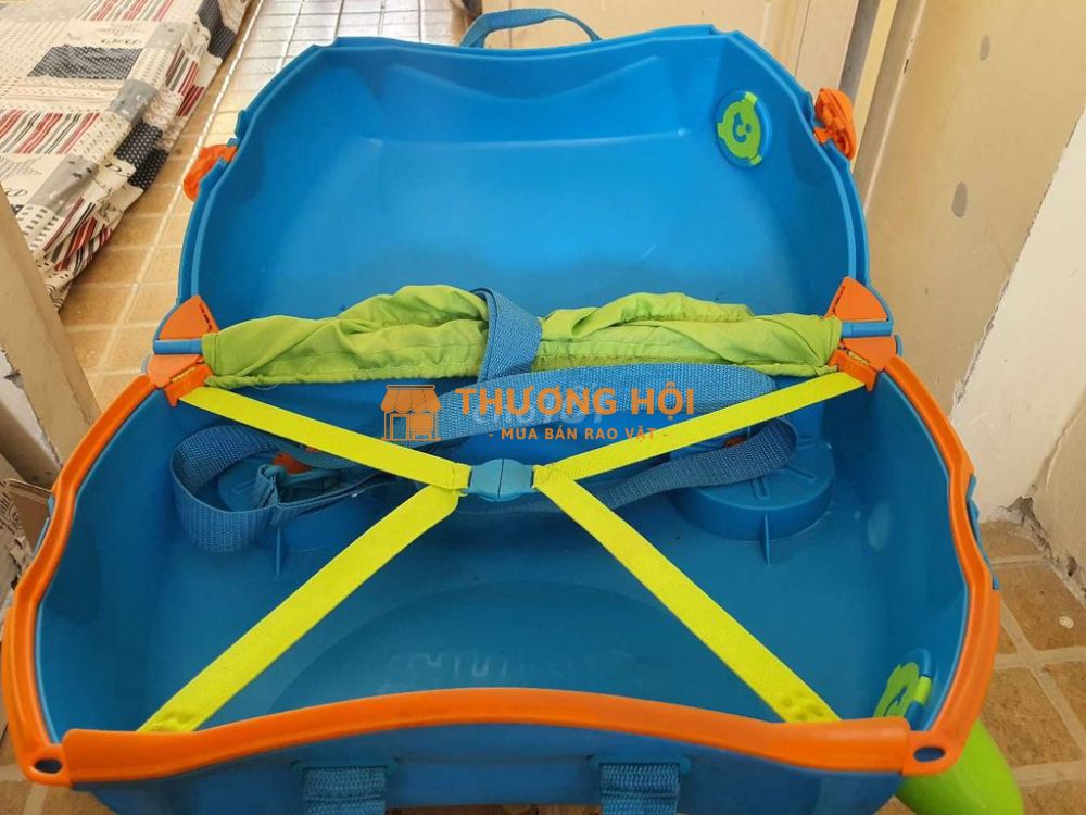 Vali trẻ em Trunki còn mới