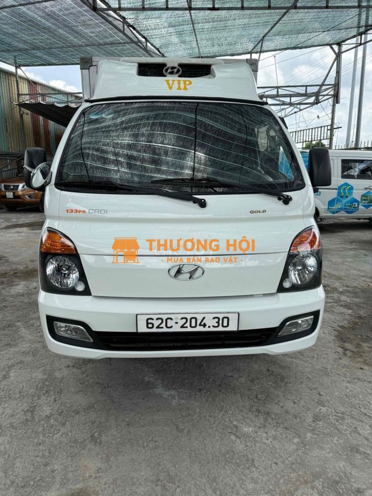 huyndai 133ps CRDI 1t đông lạnh nhập hàn.