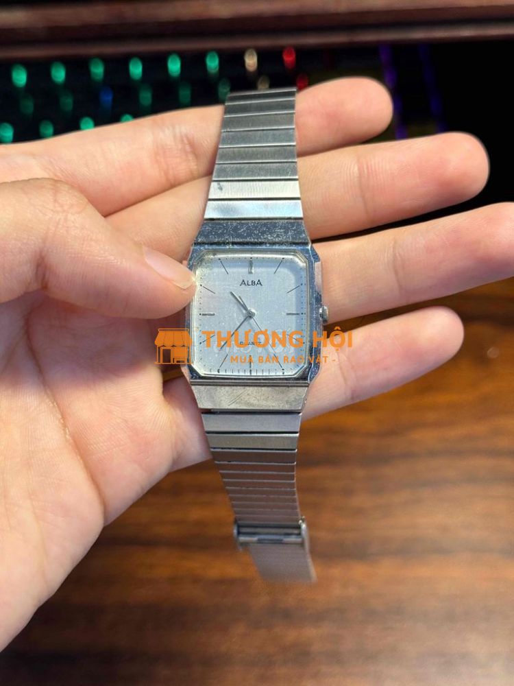 Đồng hồ Alba