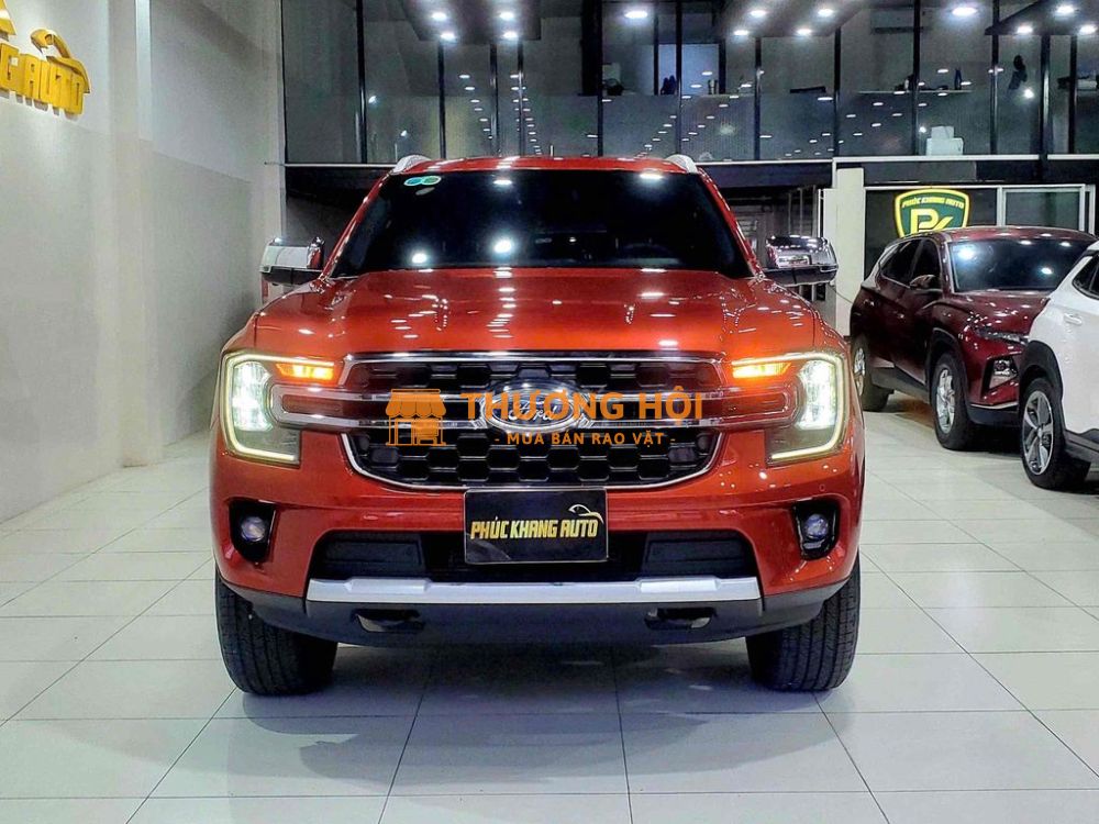 Ford Everest 2022 Titanium 2.0L 4x2 AT - 18000 km
