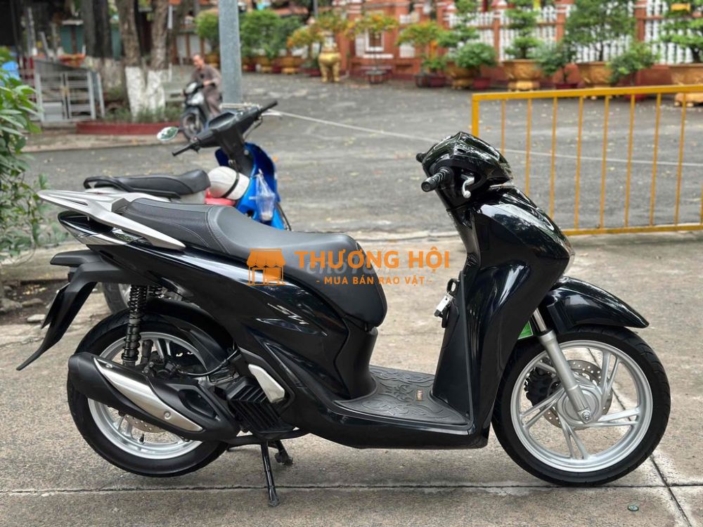 HT GÓP ĐẬU💯Sh 125 BSTP 9chủ Xe Đẹp Ít Đi Đen Bóng🚘