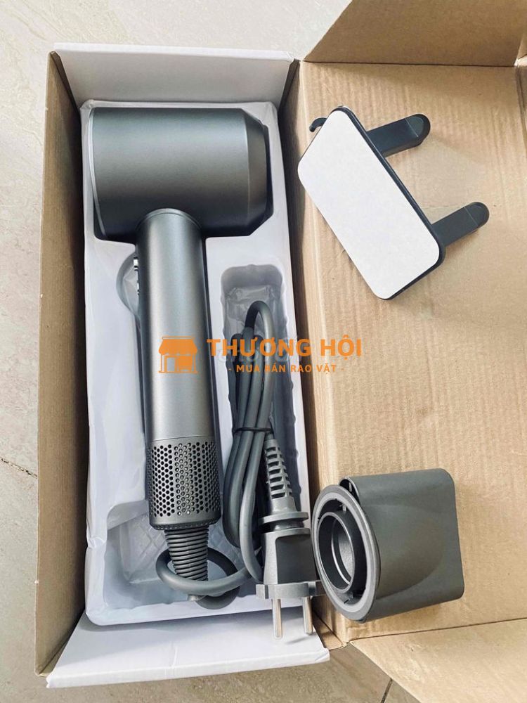 mình có dư máy sấy tóc mới pass lại ạ
