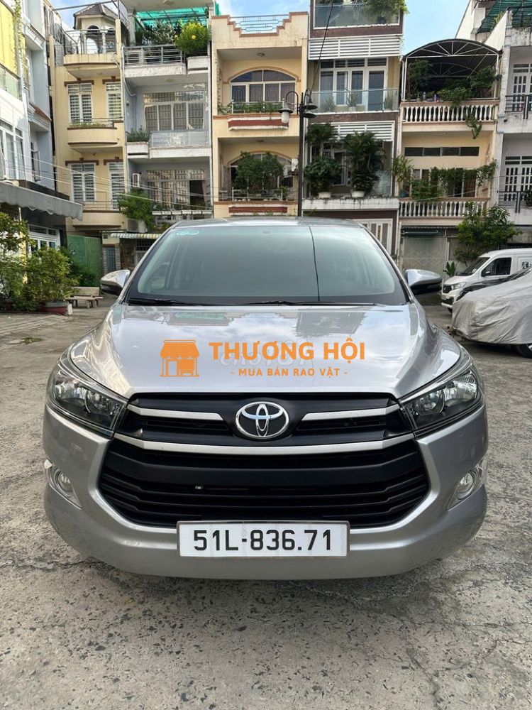 Toyota Innova 2019 2.0E - 71000 km
