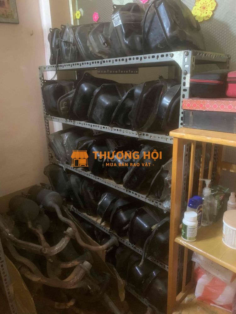 bán các loại thùng xăng lớn các loại xe máy rin
