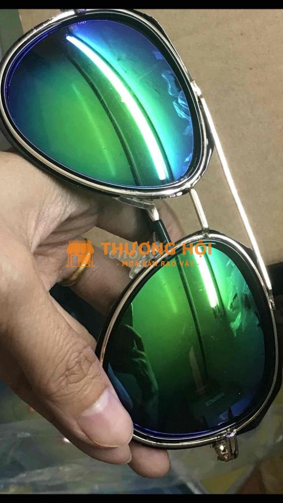 sale kính si kèo thơm như nước hoa