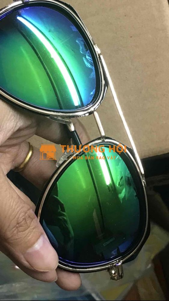 sale cặp kính si kèo thơm phức như nước hoa