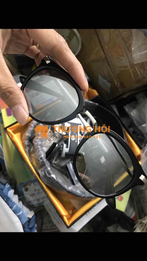 kính si tuyển sale kèo thoem như nước hoa