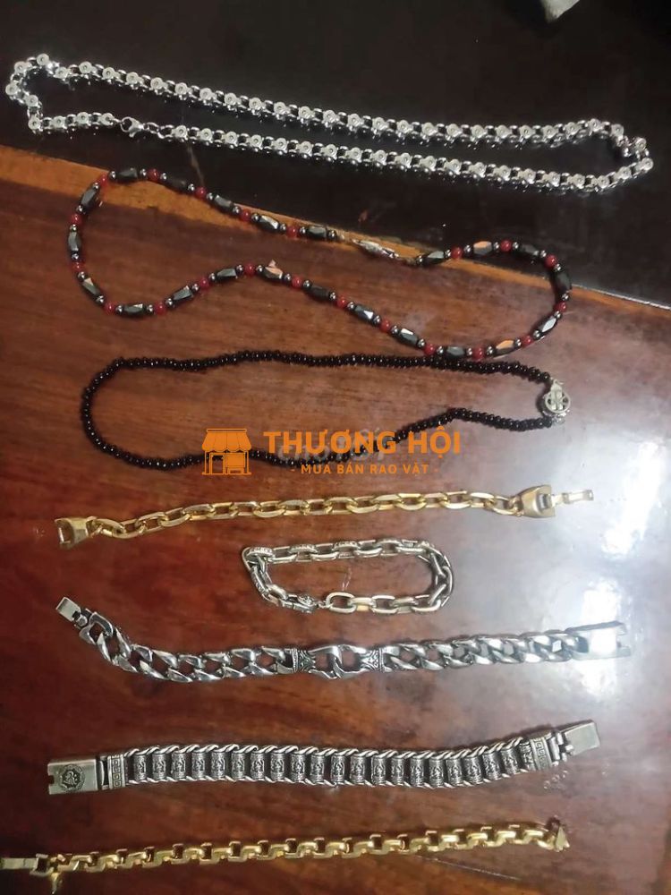 Dây chuyền và lắc tay