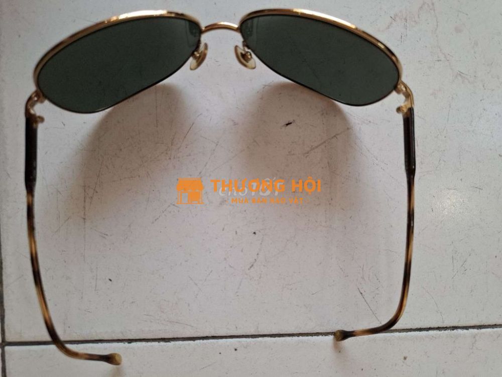 Bán kiếng nữ versace dư còn mới chính hãng bao rẻ
