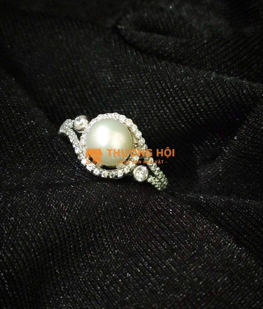 Nhẫn PNJ 925 đính ngọc trai