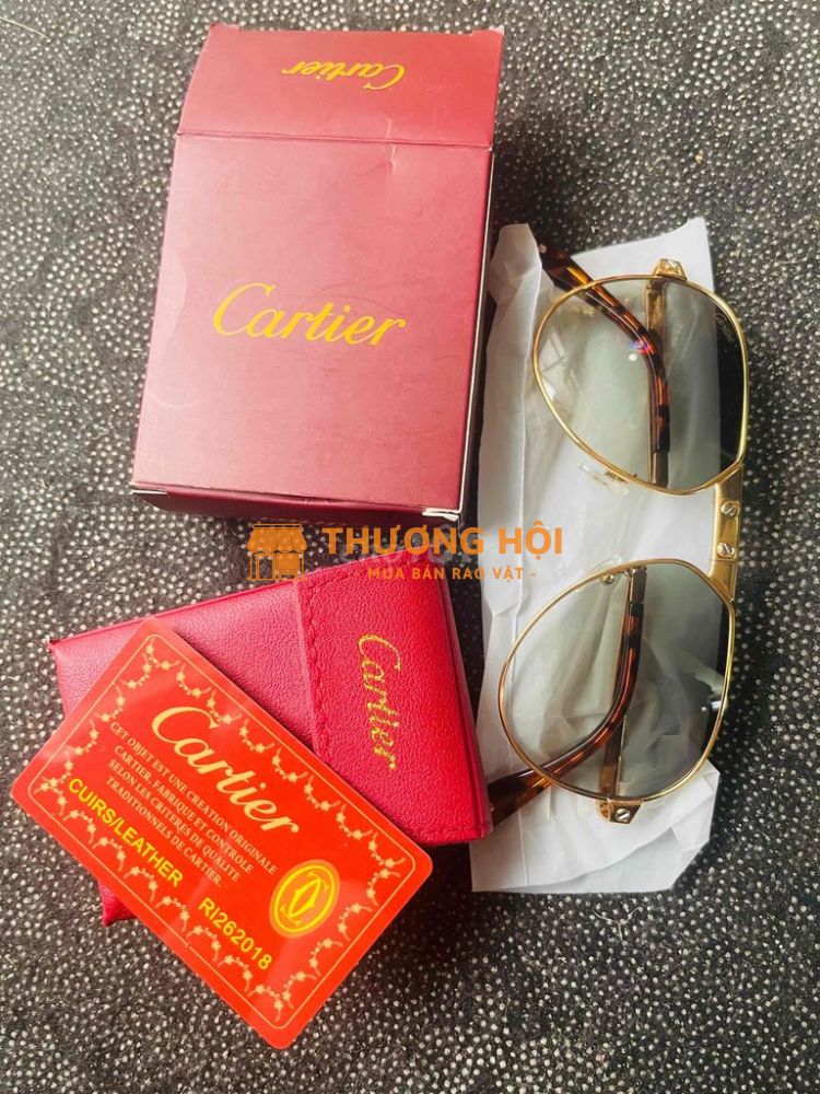 Kính mát Cartier Italy kieu gập, thanh lý 850k