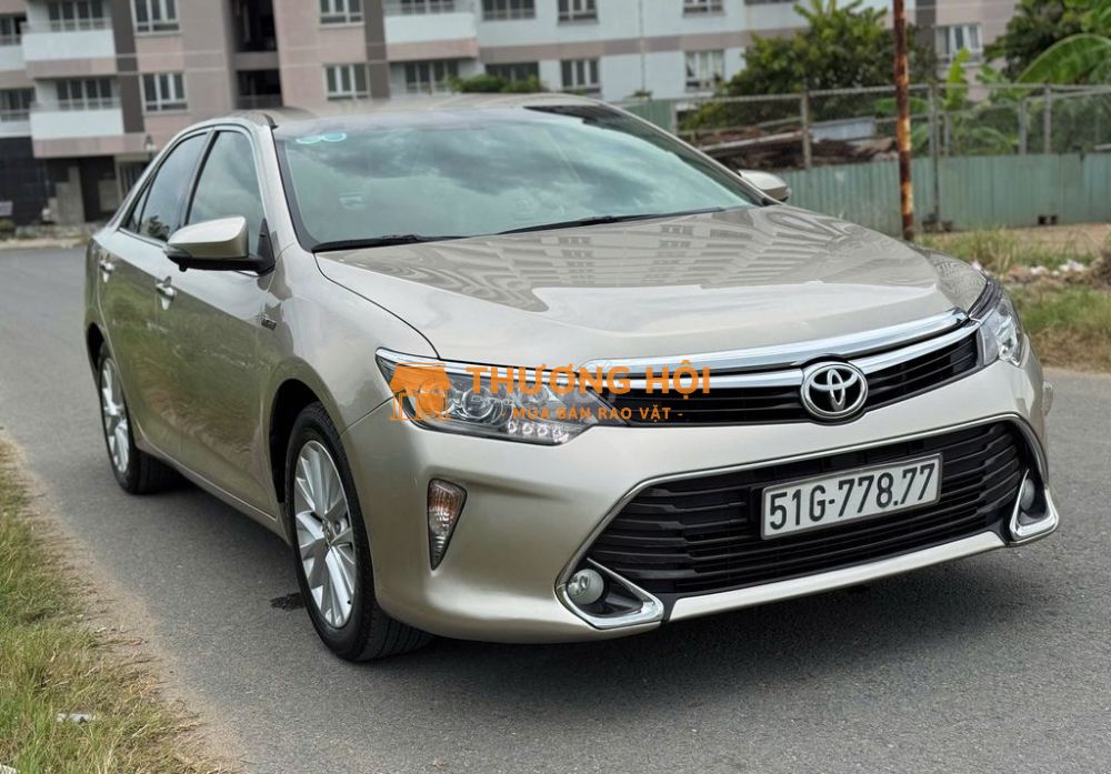 Toyota Camry 2019 2.0E 01 chủ mới keng xà beng