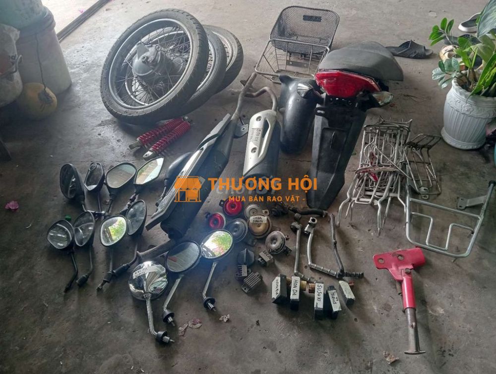Dọn nhà cần bán rẻ hết đồ Rin tháo xe như hình